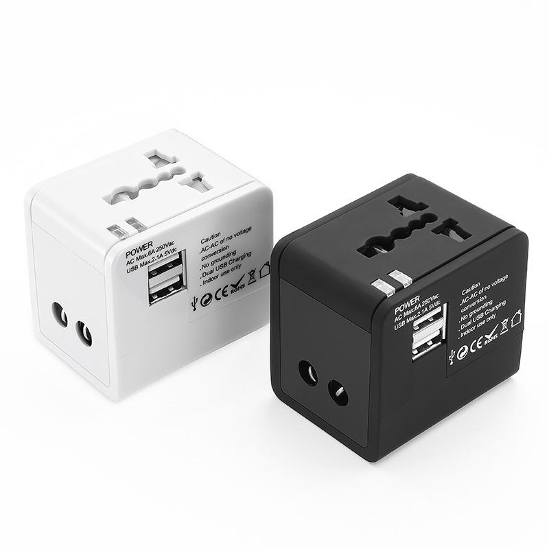 Dual USB ပေါက်များပါရှိသော Universal Travel Adapter